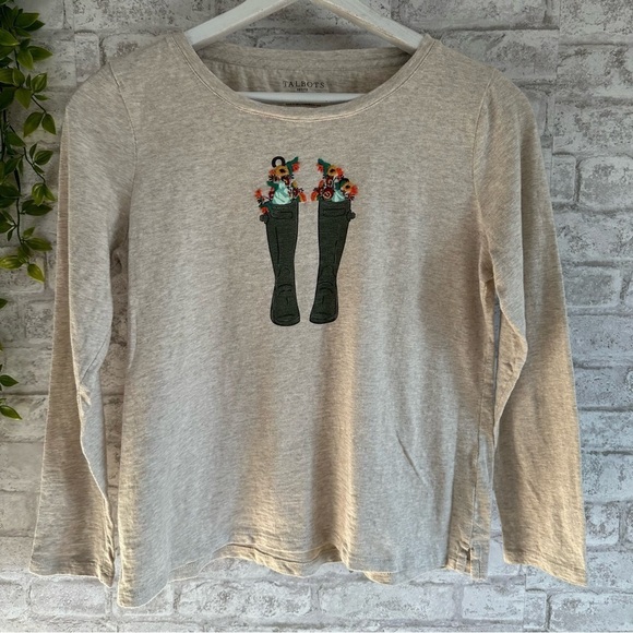 TALBOTS sunflower boots‎ embroidered tee shirt women’s size medium petites - Picture 1 of 4